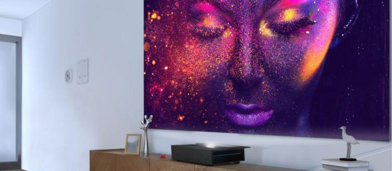 What is an Ultra Short Throw Projector?