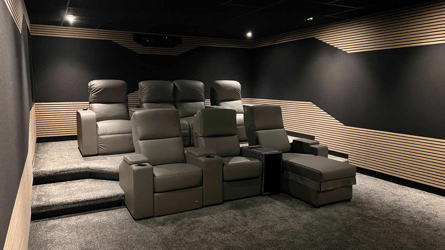 Dedicated Home Cinema Demo